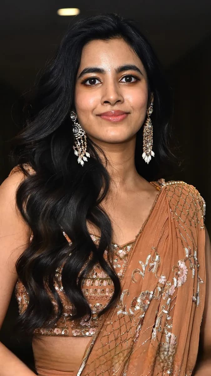 Shivani Nagaram